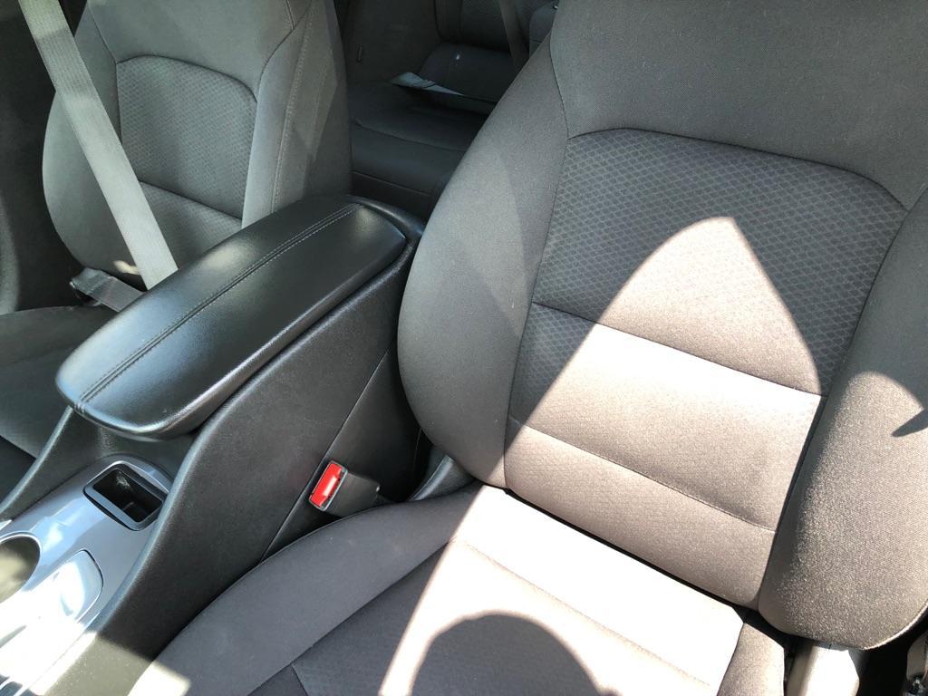 used 2020 Chevrolet Malibu car, priced at $15,827
