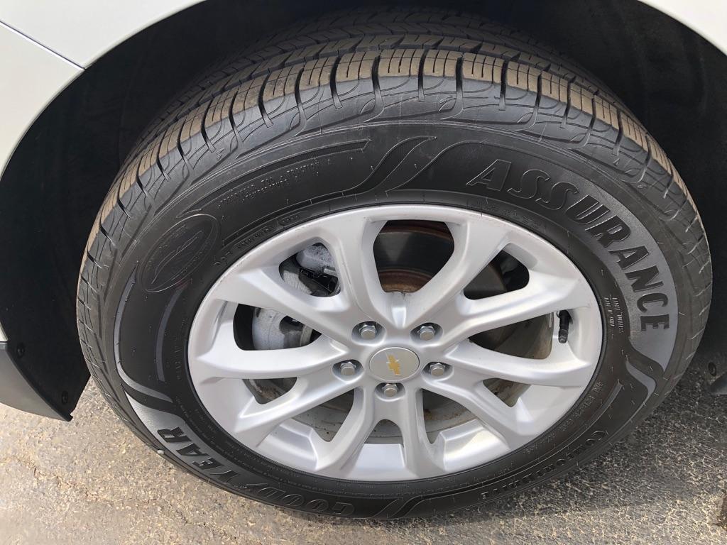 used 2021 Chevrolet Equinox car, priced at $16,856