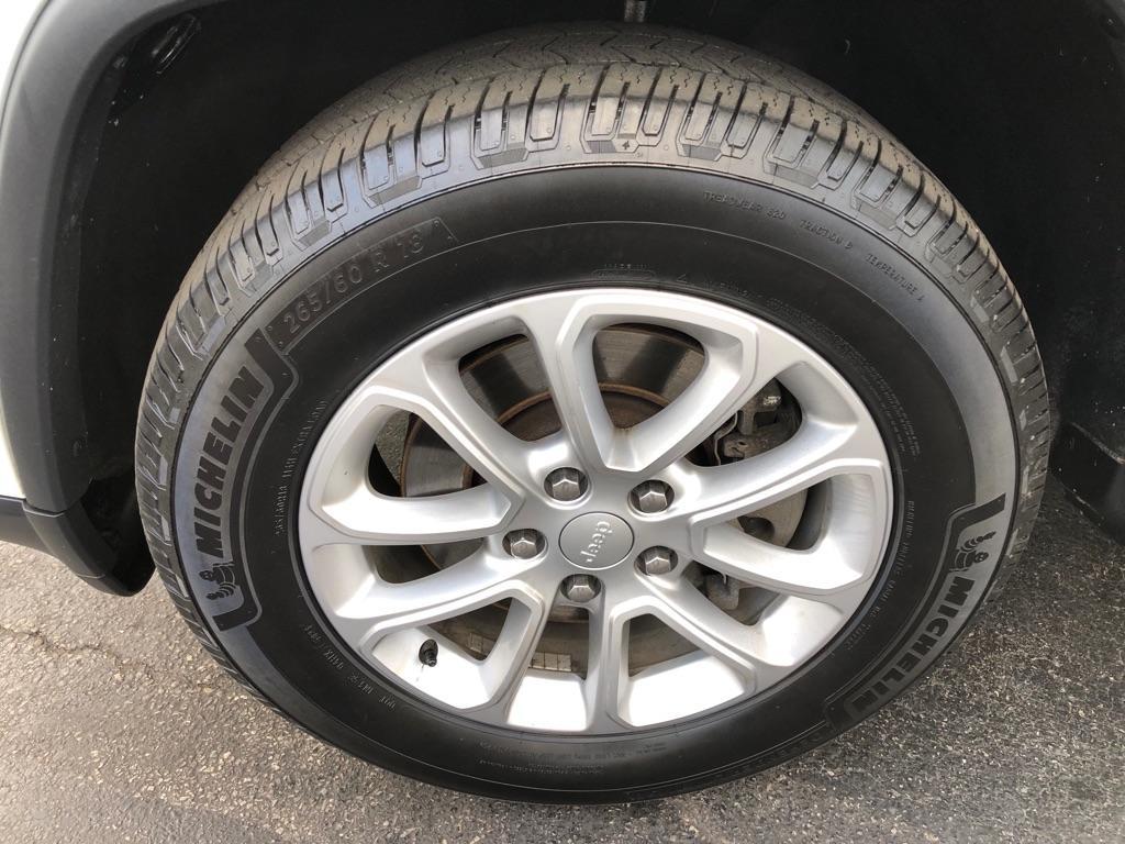 used 2021 Jeep Grand Cherokee car, priced at $16,979