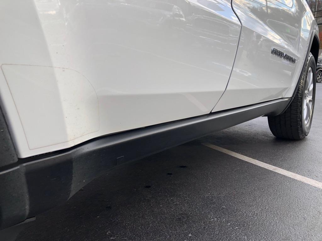 used 2021 Jeep Grand Cherokee car, priced at $16,979