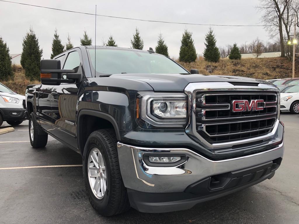 used 2017 GMC Sierra 1500 car, priced at $22,351