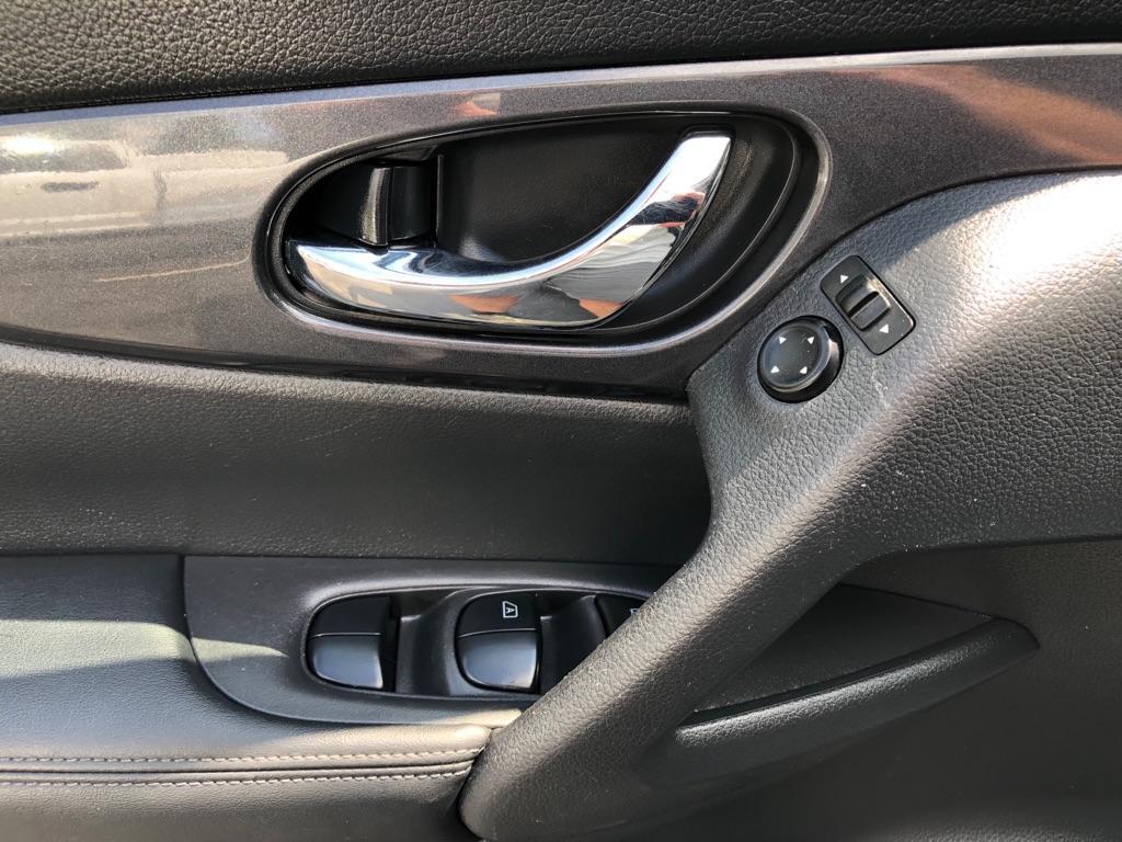 used 2019 Nissan Rogue car, priced at $12,993