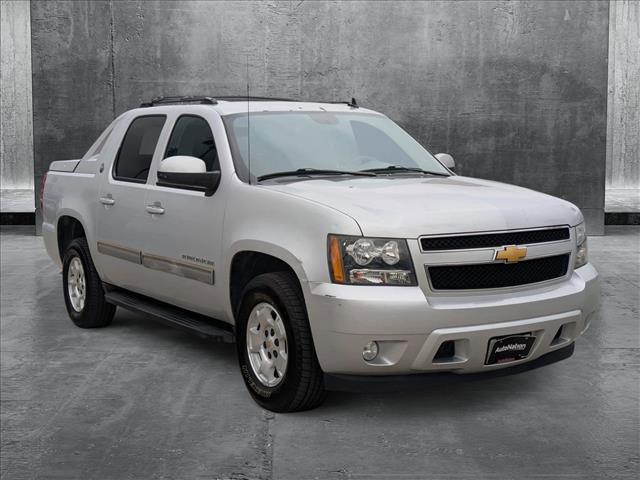 used 2013 Chevrolet Avalanche car, priced at $18,991