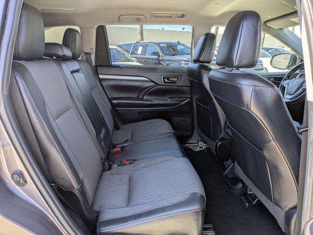 used 2019 Toyota Highlander car, priced at $21,499