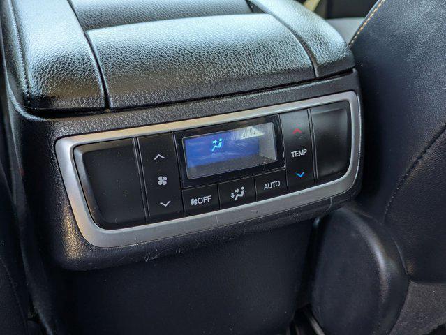 used 2019 Toyota Highlander car, priced at $21,499