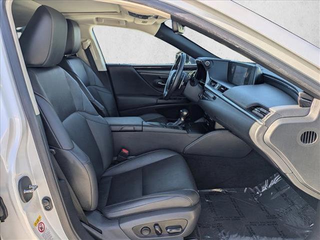 used 2019 Lexus ES 300h car, priced at $24,495