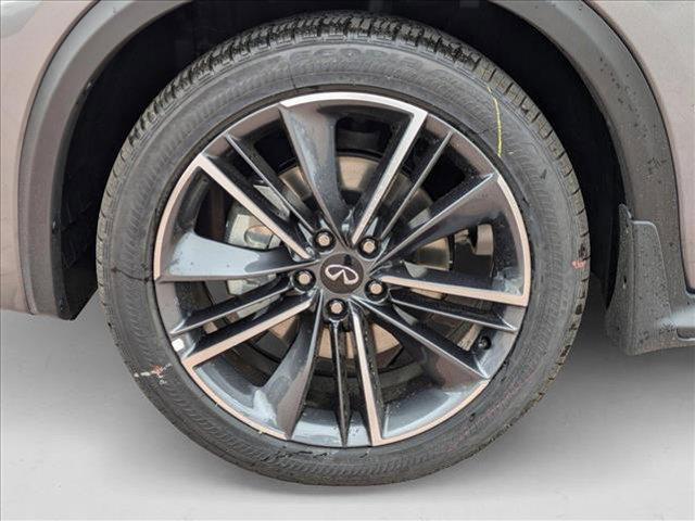 new 2025 INFINITI QX55 car, priced at $46,019