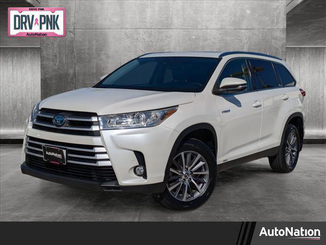 used 2019 Toyota Highlander Hybrid car, priced at $29,999