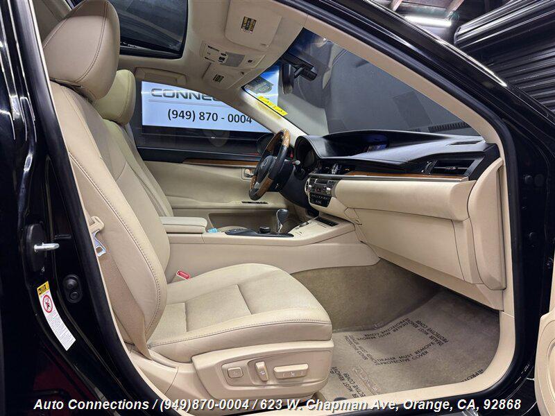 used 2014 Lexus ES 300h car, priced at $11,997