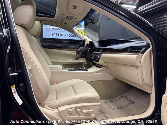 used 2014 Lexus ES 300h car, priced at $12,497