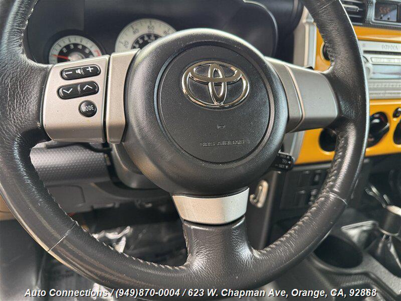 used 2007 Toyota FJ Cruiser car, priced at $18,497