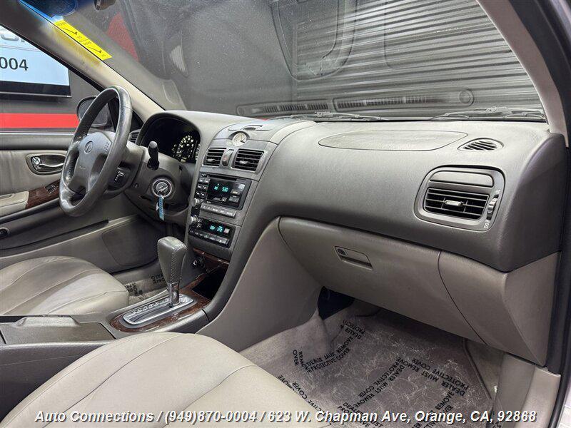 used 2000 INFINITI I30 car, priced at $5,897
