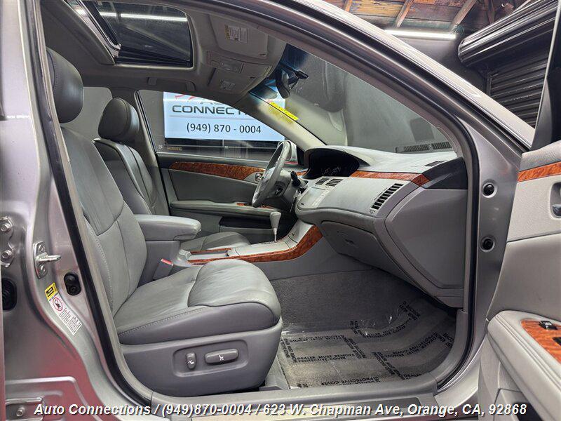 used 2005 Toyota Avalon car, priced at $7,897