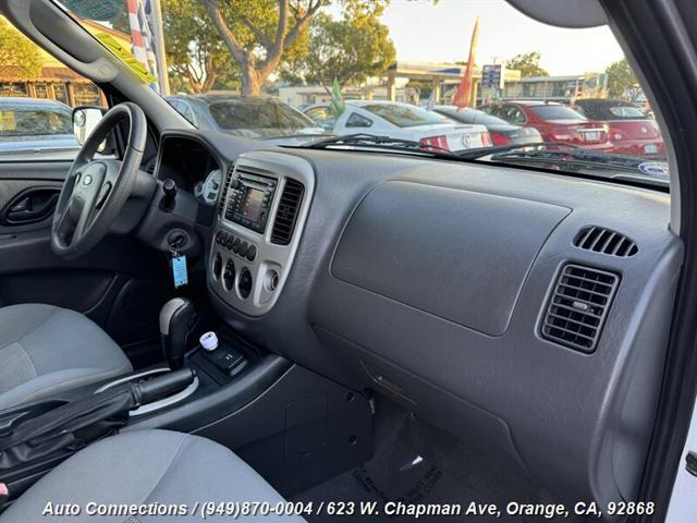 used 2007 Ford Escape Hybrid car, priced at $7,997