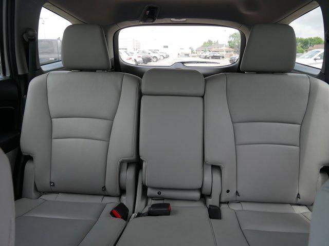 used 2022 Honda Pilot car, priced at $33,998