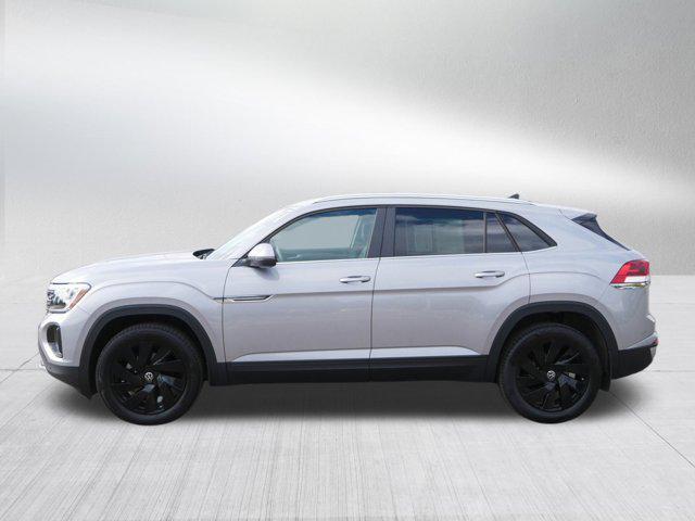 used 2025 Volkswagen Atlas Cross Sport car, priced at $40,000