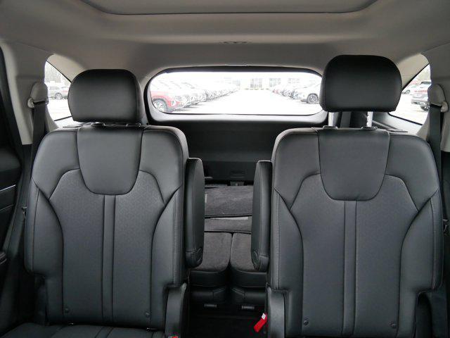 used 2022 Kia Sorento car, priced at $32,498