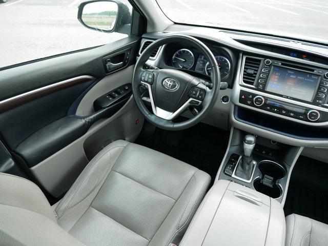 used 2014 Toyota Highlander car, priced at $20,998