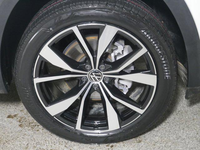 used 2024 Volkswagen Atlas car, priced at $45,998