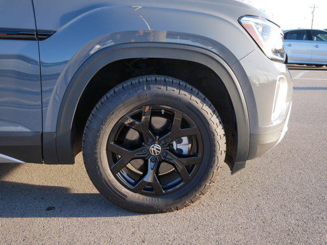 used 2024 Volkswagen Atlas car, priced at $41,998