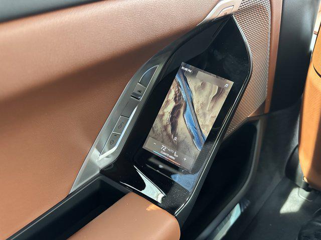 new 2025 BMW 760 car, priced at $132,975