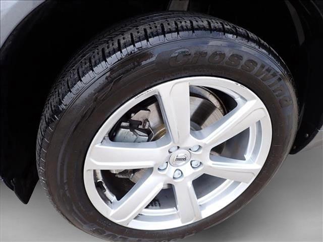 used 2020 Volvo XC90 car, priced at $28,722