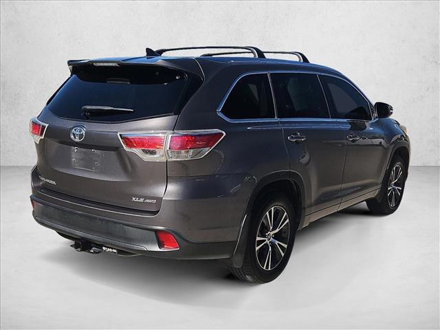 used 2016 Toyota Highlander car, priced at $13,995
