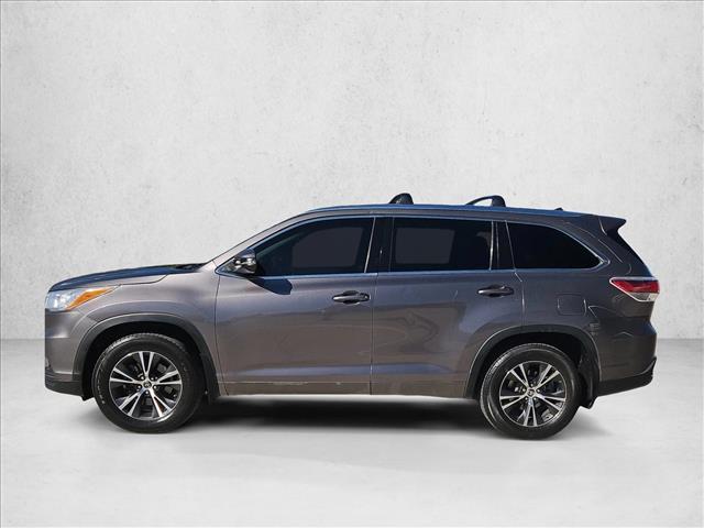 used 2016 Toyota Highlander car, priced at $13,995