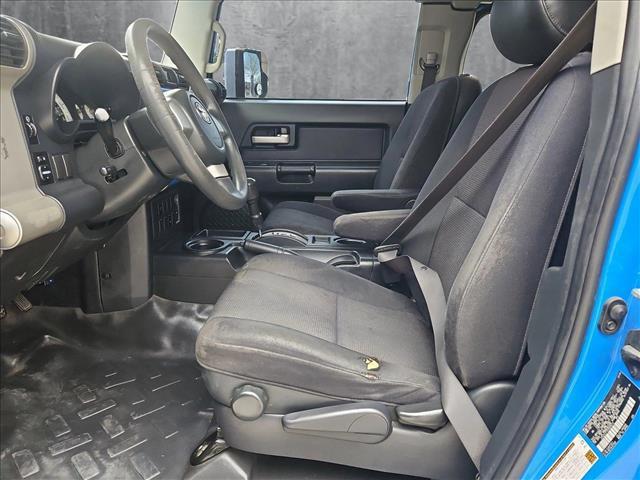 used 2007 Toyota FJ Cruiser car, priced at $8,816