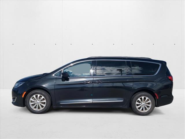 used 2017 Chrysler Pacifica car, priced at $9,517