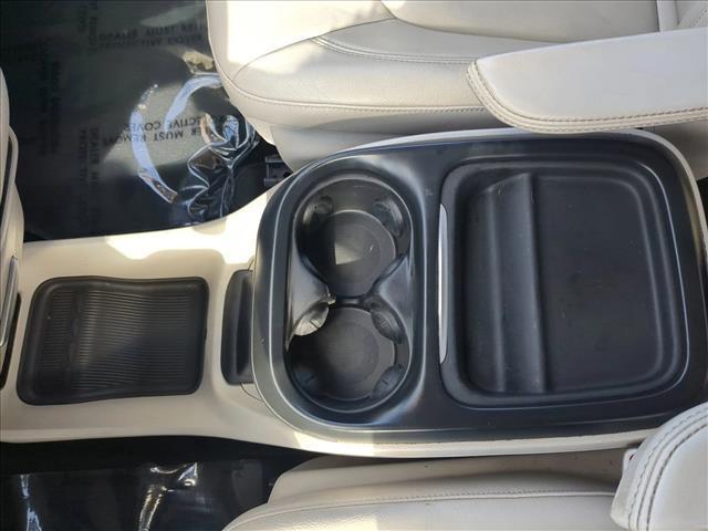 used 2017 Chrysler Pacifica car, priced at $9,517