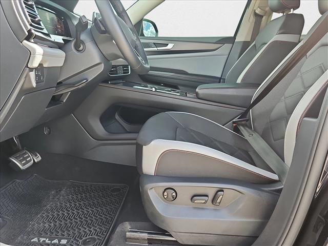 used 2024 Volkswagen Atlas car, priced at $36,990
