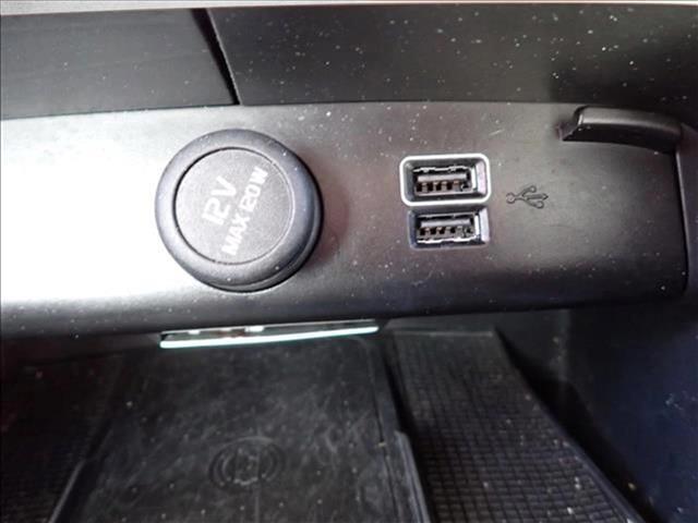 used 2022 Volvo XC40 car, priced at $17,298