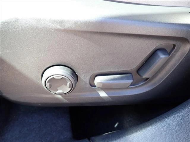 used 2022 Volvo XC40 car, priced at $17,298