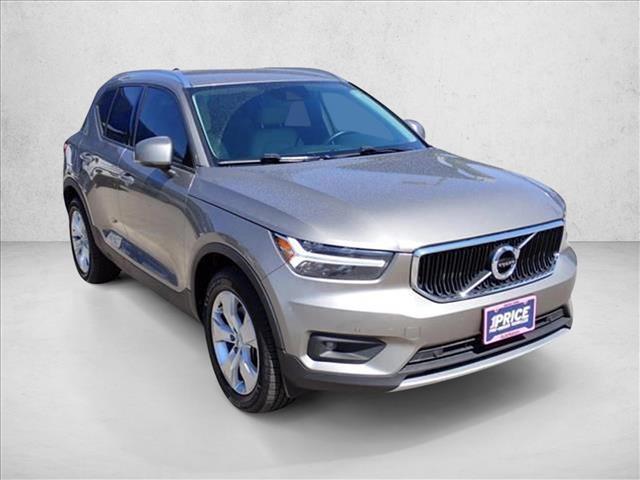 used 2022 Volvo XC40 car, priced at $17,298
