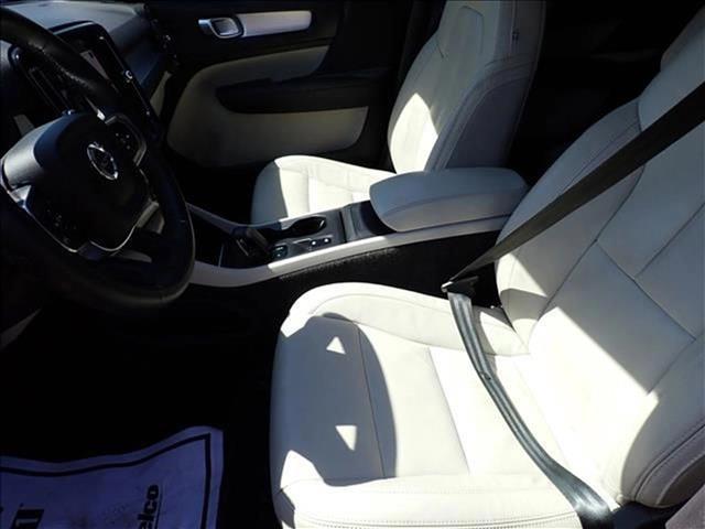 used 2022 Volvo XC40 car, priced at $17,298