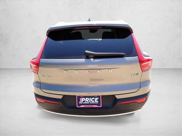 used 2022 Volvo XC40 car, priced at $17,298