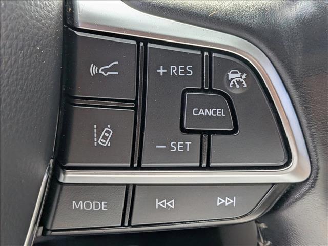 used 2020 Toyota Highlander car, priced at $28,598