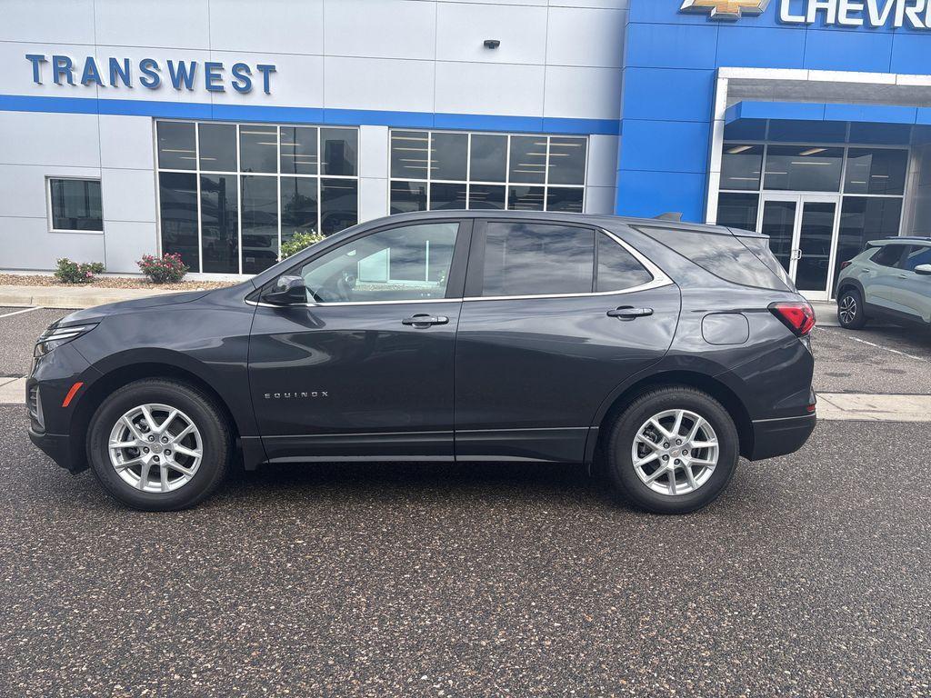 used 2023 Chevrolet Equinox car, priced at $26,000