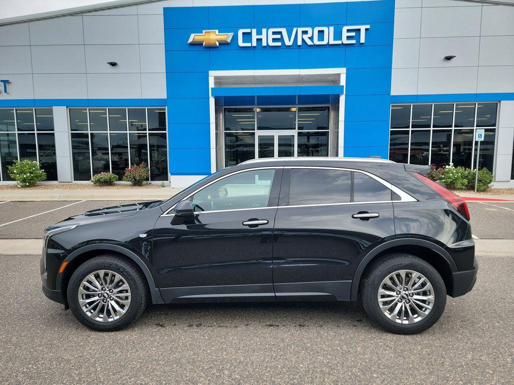 used 2024 Cadillac XT4 car, priced at $37,995