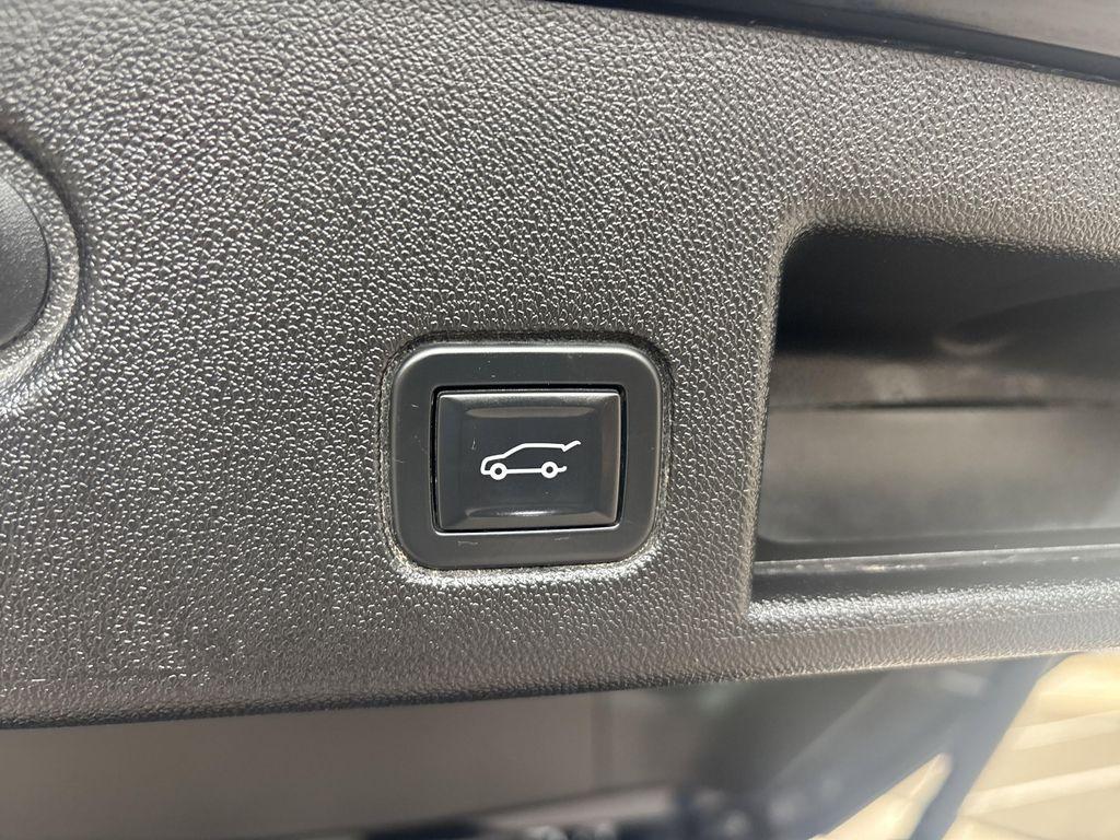 used 2020 Chevrolet Equinox car, priced at $17,795