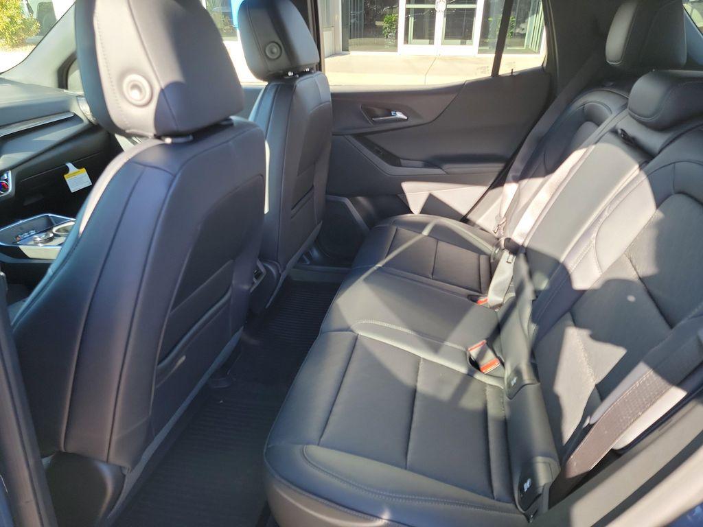 new 2026 Chevrolet Equinox car, priced at $35,915