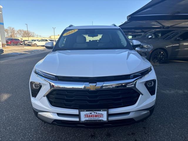 new 2025 Chevrolet TrailBlazer car, priced at $27,475