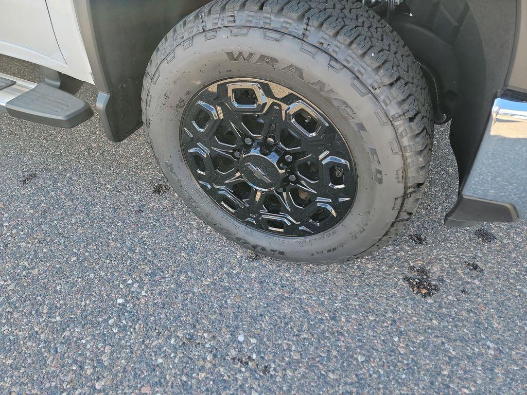 new 2025 Chevrolet Silverado 3500 car, priced at $77,370