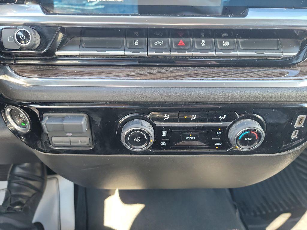 used 2024 Chevrolet Silverado 2500 car, priced at $49,995