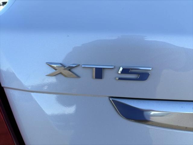 used 2021 Cadillac XT5 car, priced at $28,495