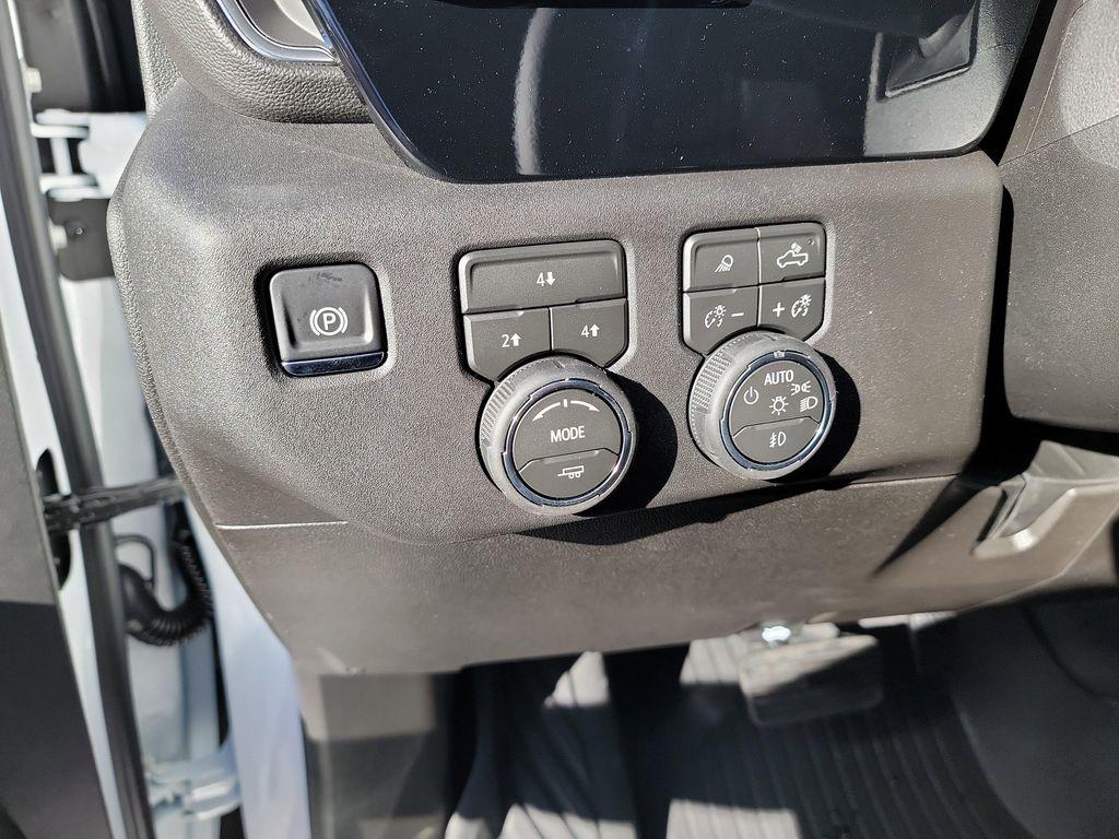 new 2026 Chevrolet Silverado 2500 car, priced at $66,400