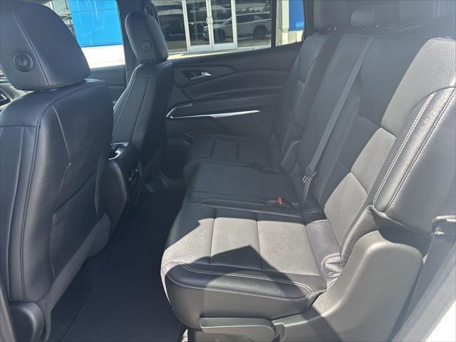 used 2024 Chevrolet Traverse car, priced at $44,495