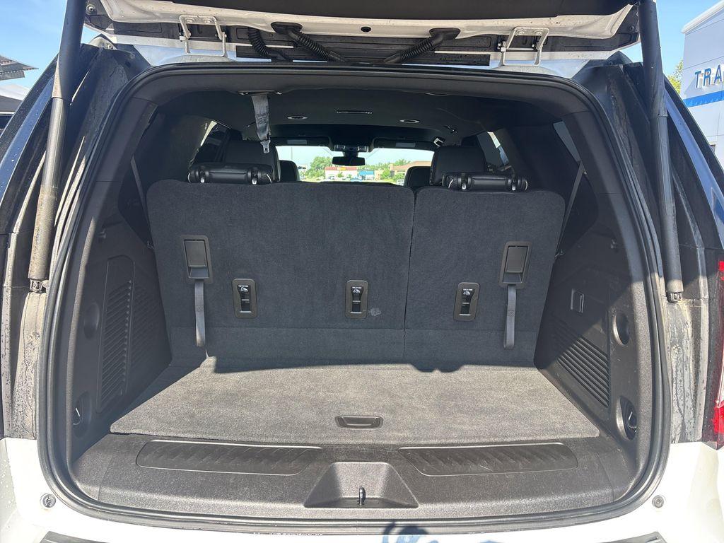 used 2021 GMC Yukon car, priced at $43,595