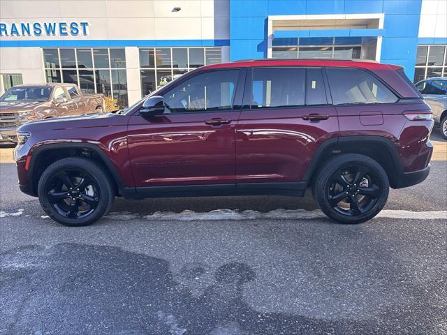 used 2023 Jeep Grand Cherokee car, priced at $34,995